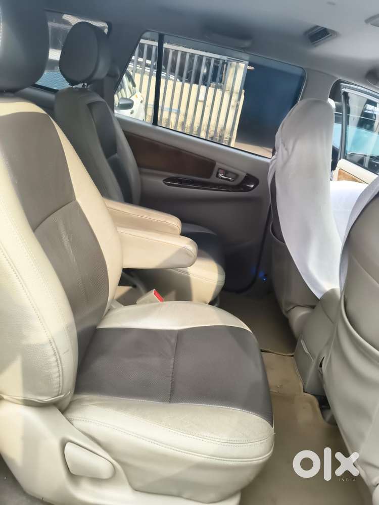 Toyota Innova 2.5 V 7 Str, 2014, Diesel