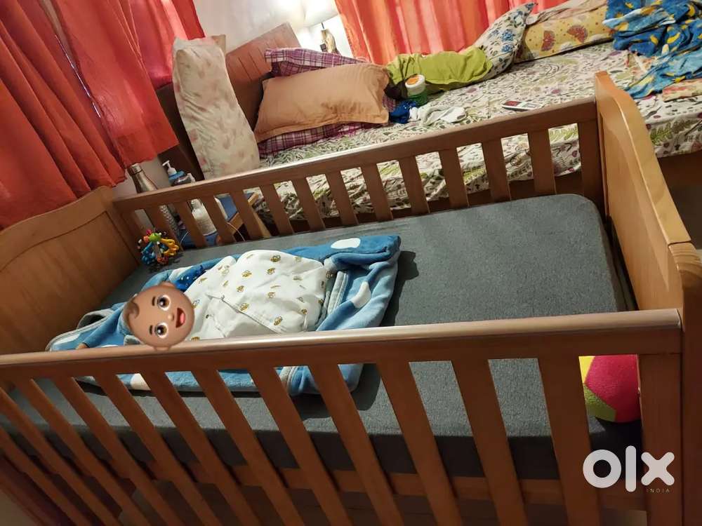 Baby bed, crib