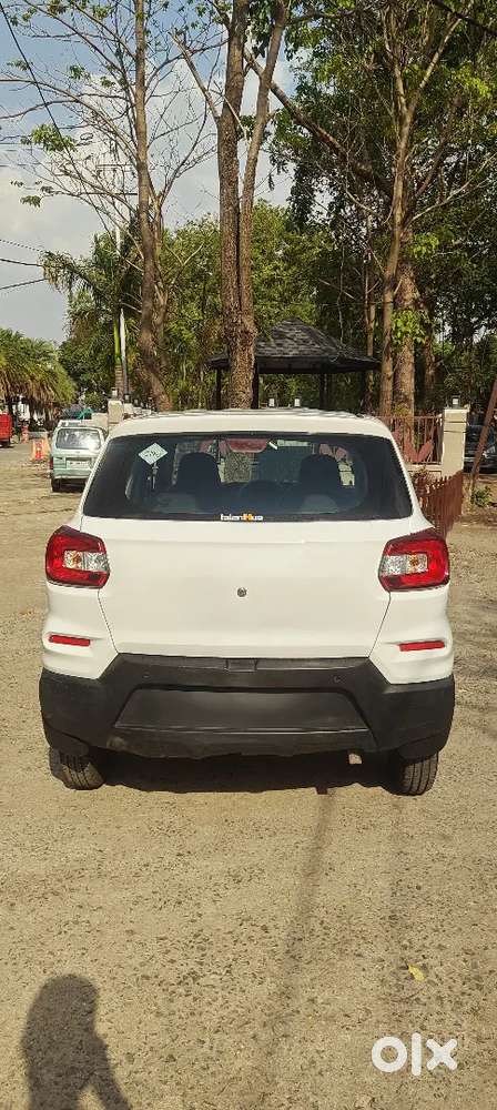 Maruti Suzuki S-presso Vxi Top Model  Company Fitted Cng  1st Owner