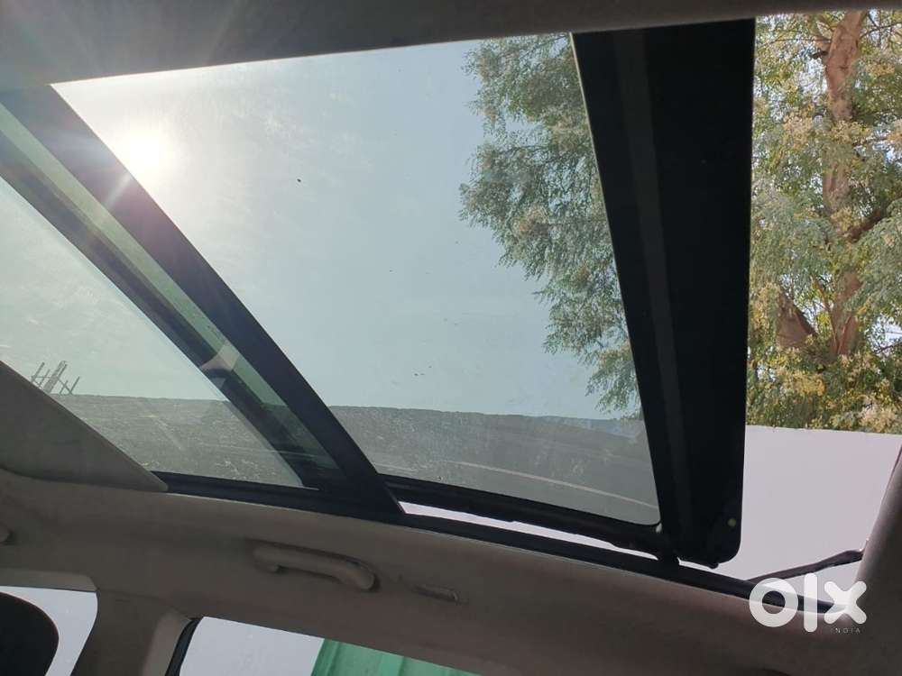 Xuv7oo7seatr