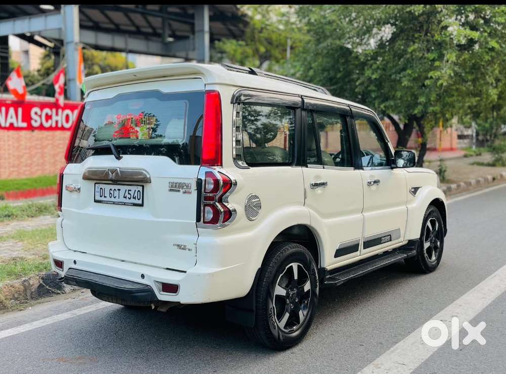 Mahindra Scorpio Classic 2.2 S 11 Mt 7 Str, 2023, Diesel