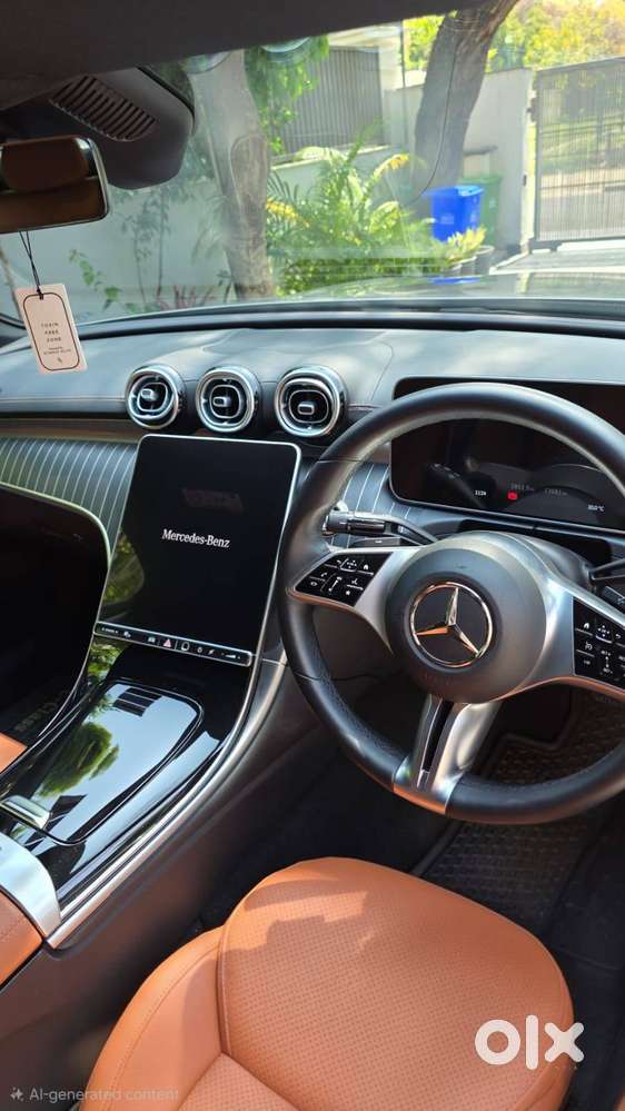 Mercedes-benz C200 2023 — For Sale