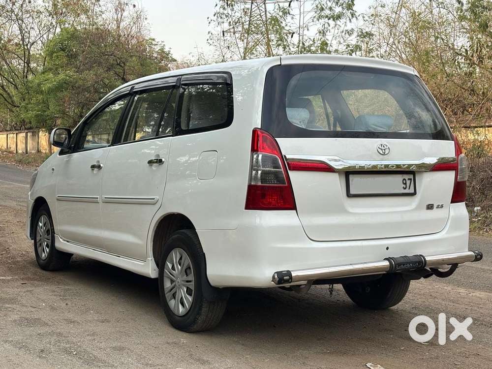 Toyota Innova 2.5 G (diesel) 7 Seater Bs Iv, 2015, Diesel