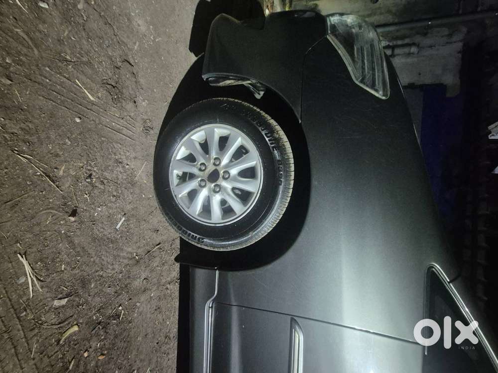 2012 Top Model Vehicle, Two Remote Orginal Keys  Power Door