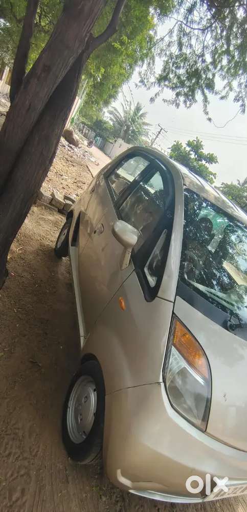 Tata Nano 2011