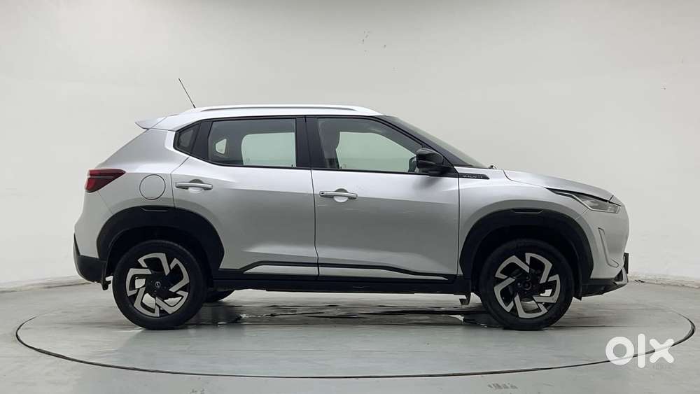 Nissan Magnite 1.0 Xv Executive, 2022, Petrol