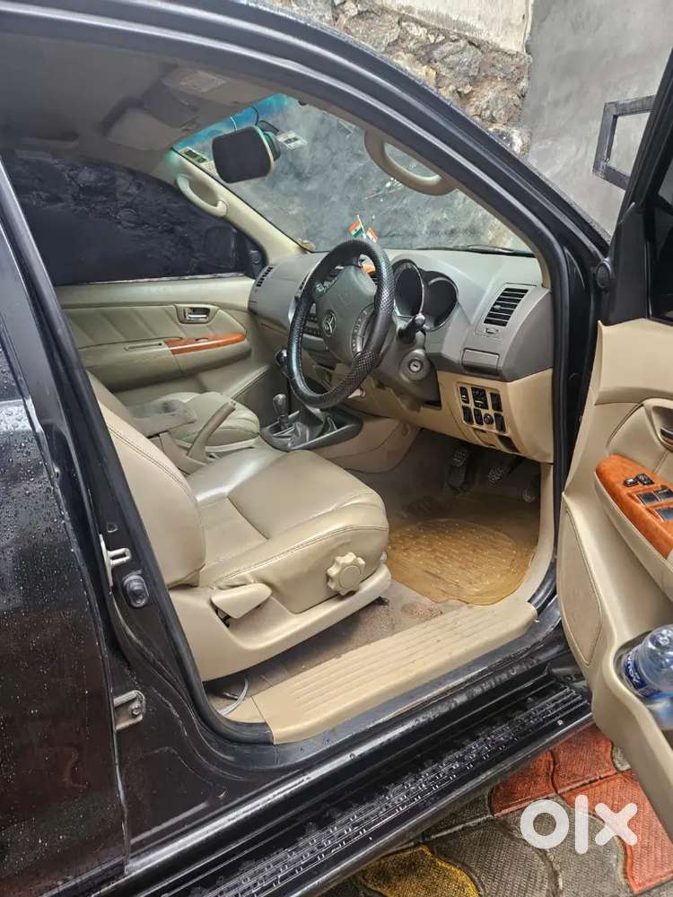 Toyota Fortuner 2010 Diesel