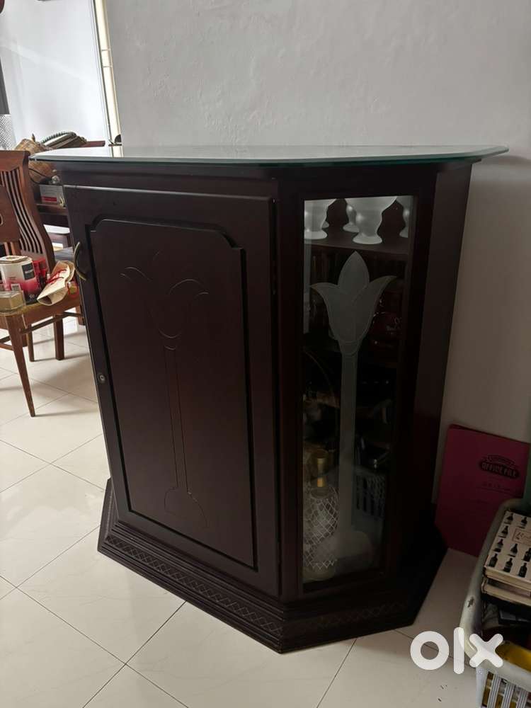 mahogany bar cabinet