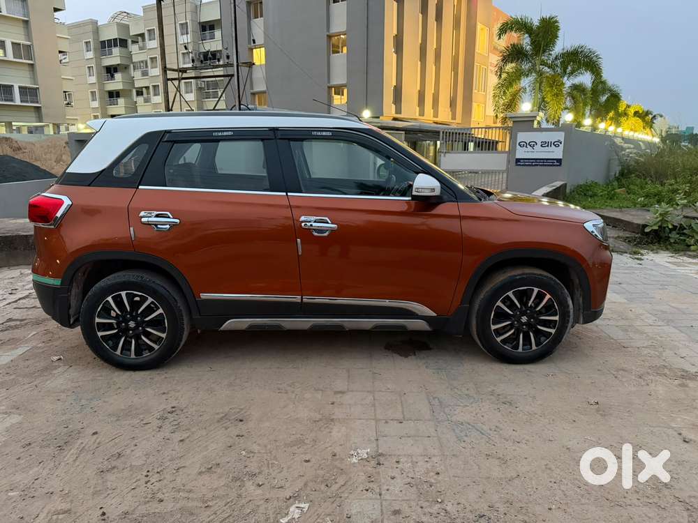 Maruti Suzuki Brezza 1.5 Zxi Plus Smart Hybrid, 2021, Petrol