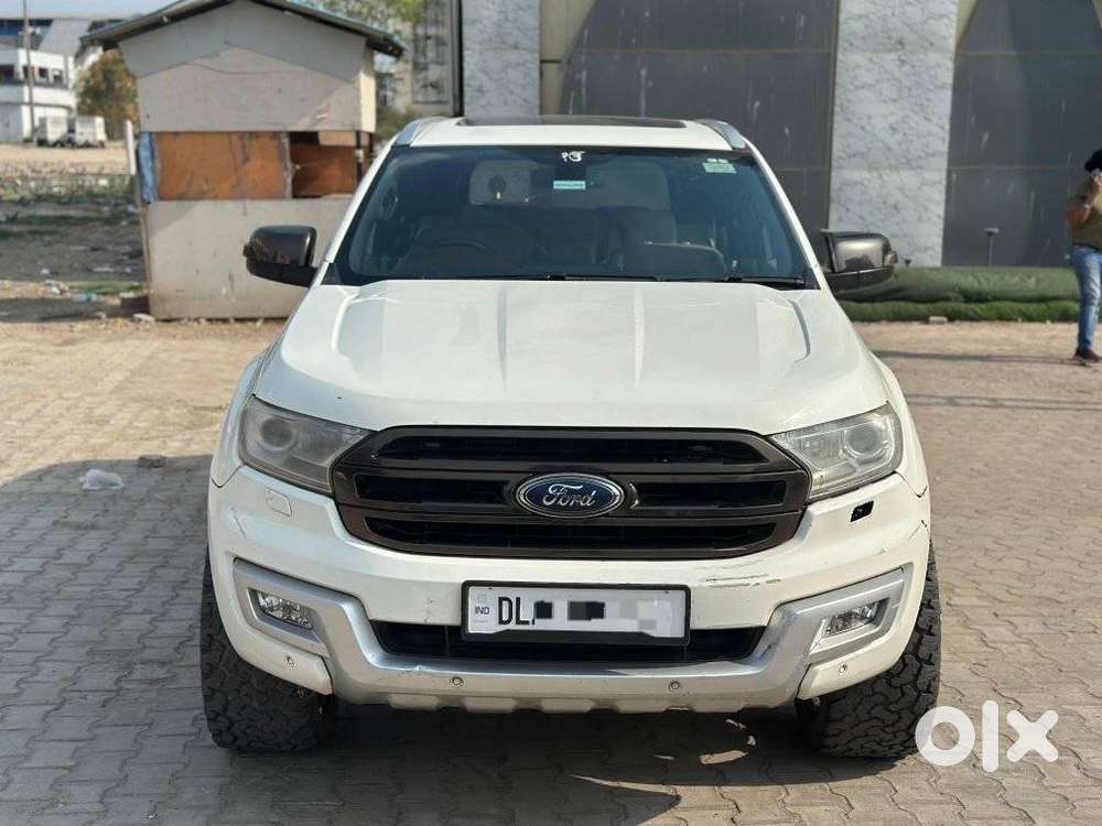 Ford Endeavour 3.2 Titanium At 4x4, 2016, Diesel