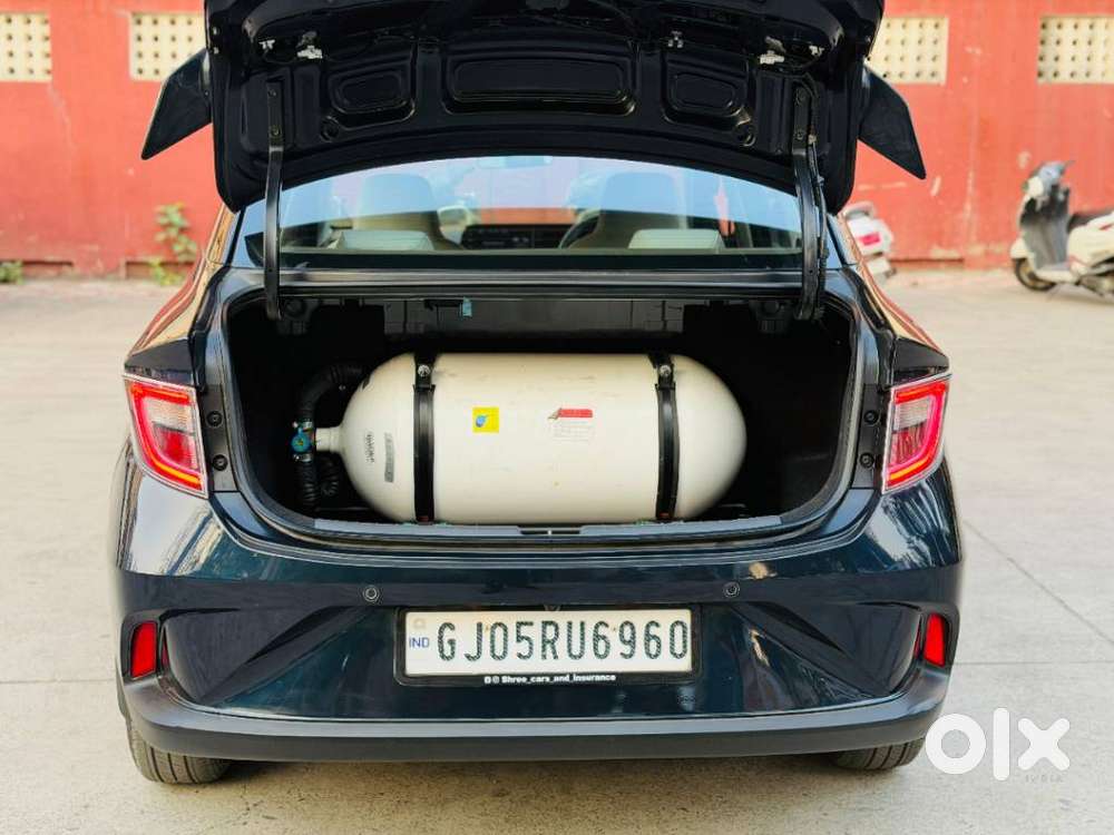 Hyundai Aura 1.2 Sx Cng, 2023, Cng & Hybrids