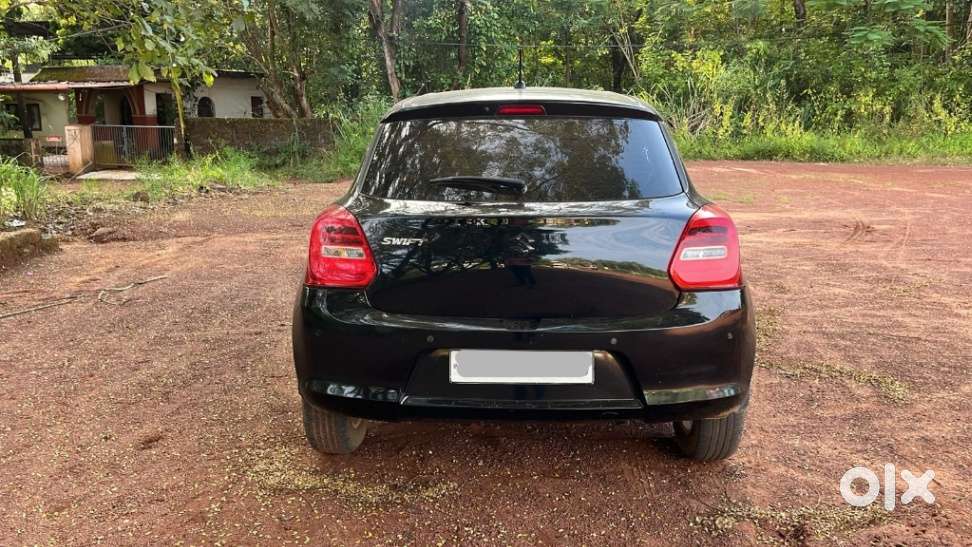 Maruti Suzuki Swift 1.3 Zxi, 2023, Petrol