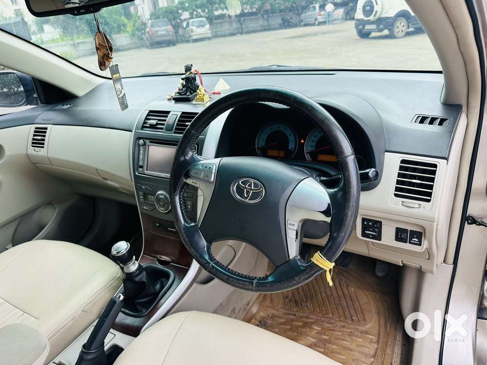 Toyota Corolla Altis Vl, 2012, Petrol