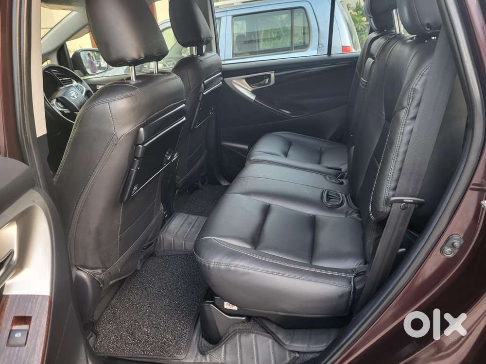 Toyota Innova Crysta 2.4 V 7 Str, 2022, Diesel