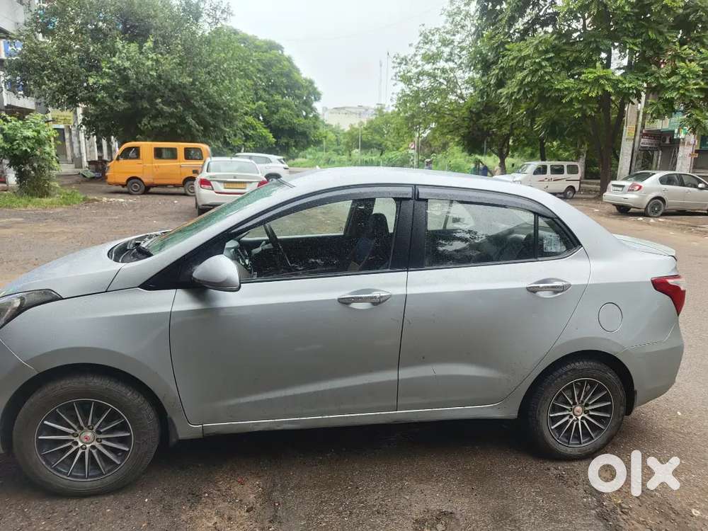 Hyundai Xcent 2019(december)  Petrol
