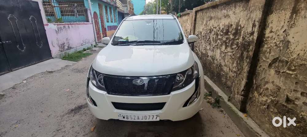 Mahindra Xuv500 2017 Diesel 101000 Km Driven Fully Used By Family Car.