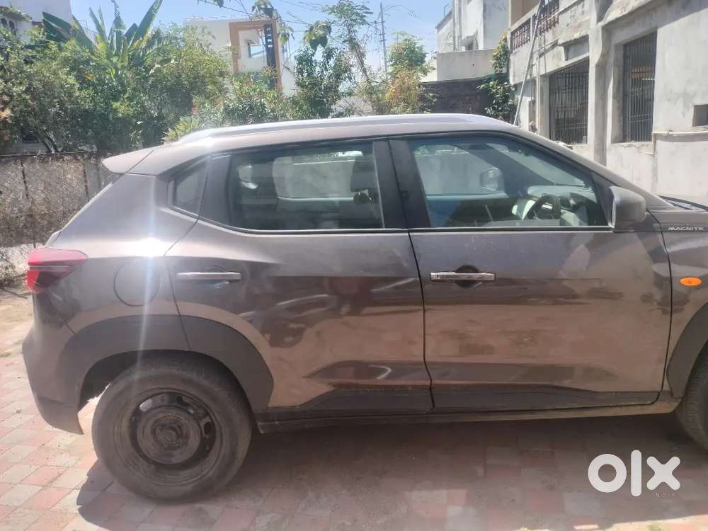 Nissan Magnite 2023 Petrol 10000 Km Driven