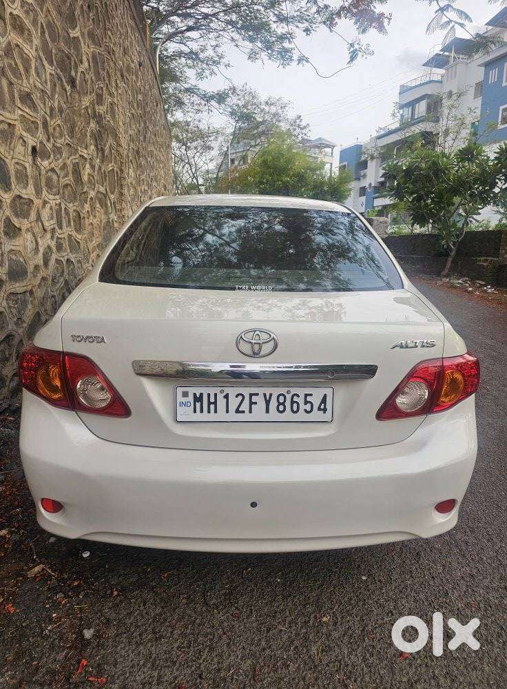 Toyota Corolla Altis 1.8 G Cng, 2010, Cng & Hybrids