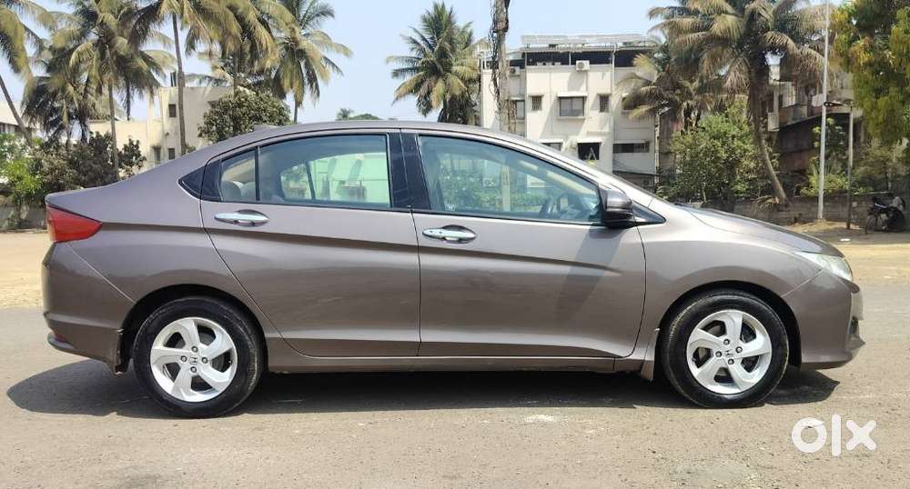 Honda City V Mt Sunroof, 2015, Diesel