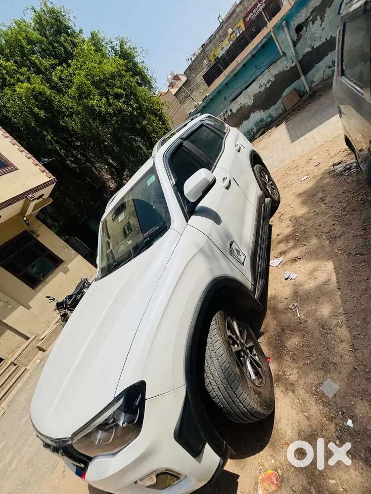 Mahindra Scorpio-n 2025 Petrol 12200 Km Driven