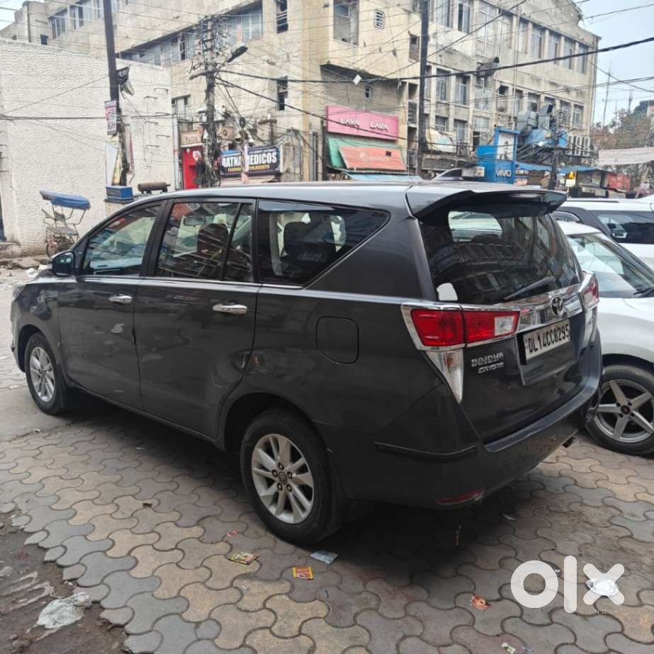 Toyota Innova Crysta 2.4 Vx Mt, 2016, Petrol