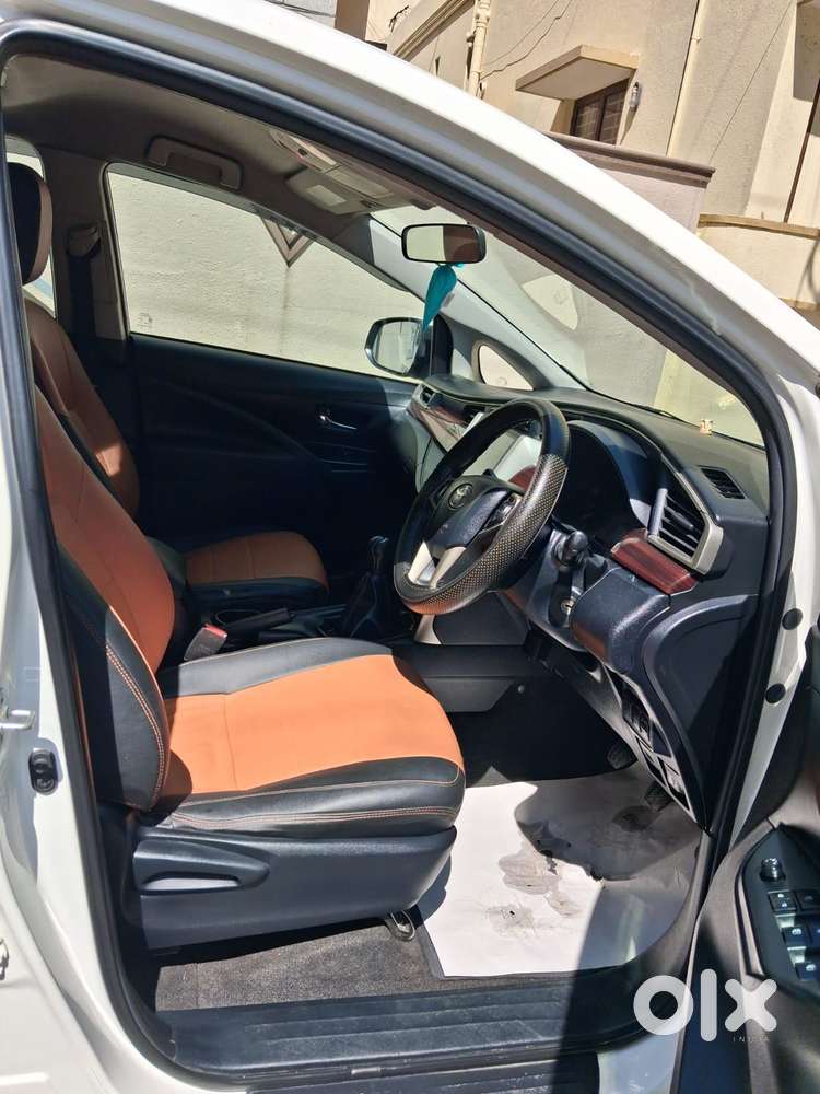 Toyota Innova Crysta 2.4 Gx Mt, 2016, Diesel