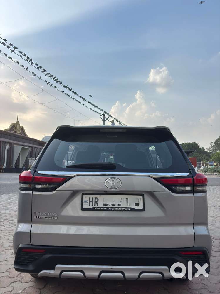 Toyota Innova Hycross 2.0 Gx 7 Str, 2025, Petrol