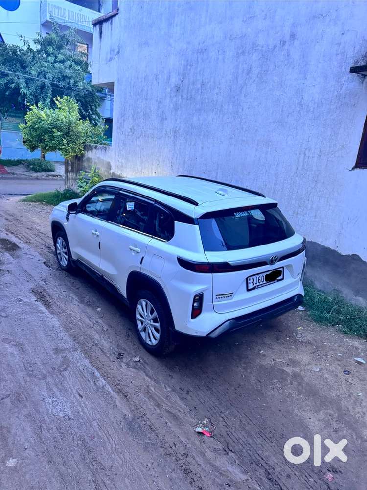 Toyota Urban Cruiser 2025 Manual