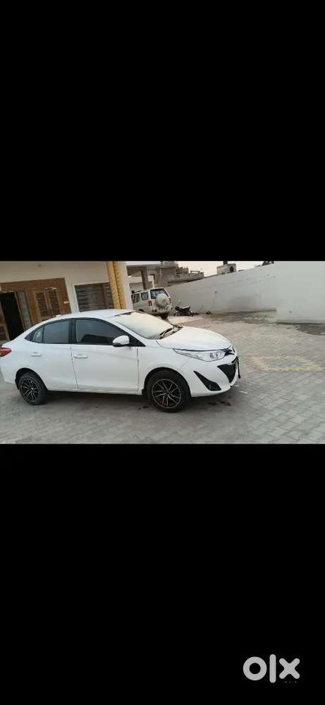 Toyota Yaris 1.5 Ativ 2021