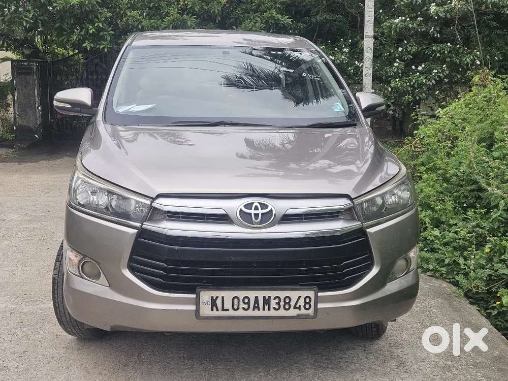 Toyota Innova Crysta 2017