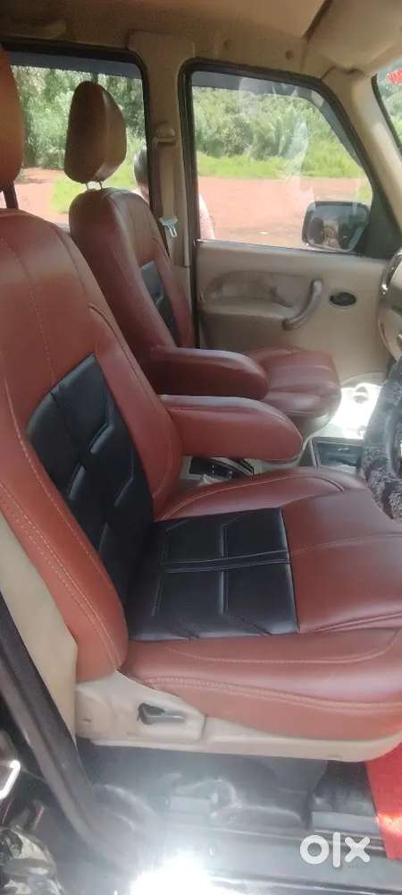Mahindra Scorpio Classic 2010