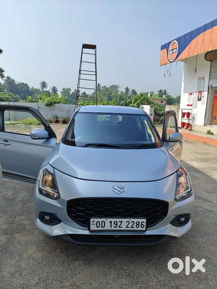 Maruti Suzuki Swift 2024 Petrol 33000 Km Driven