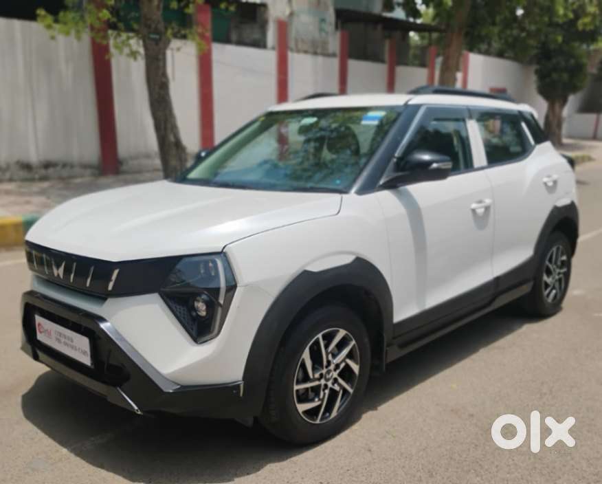 Mahindra Xuv 3xo, 2024, Petrol