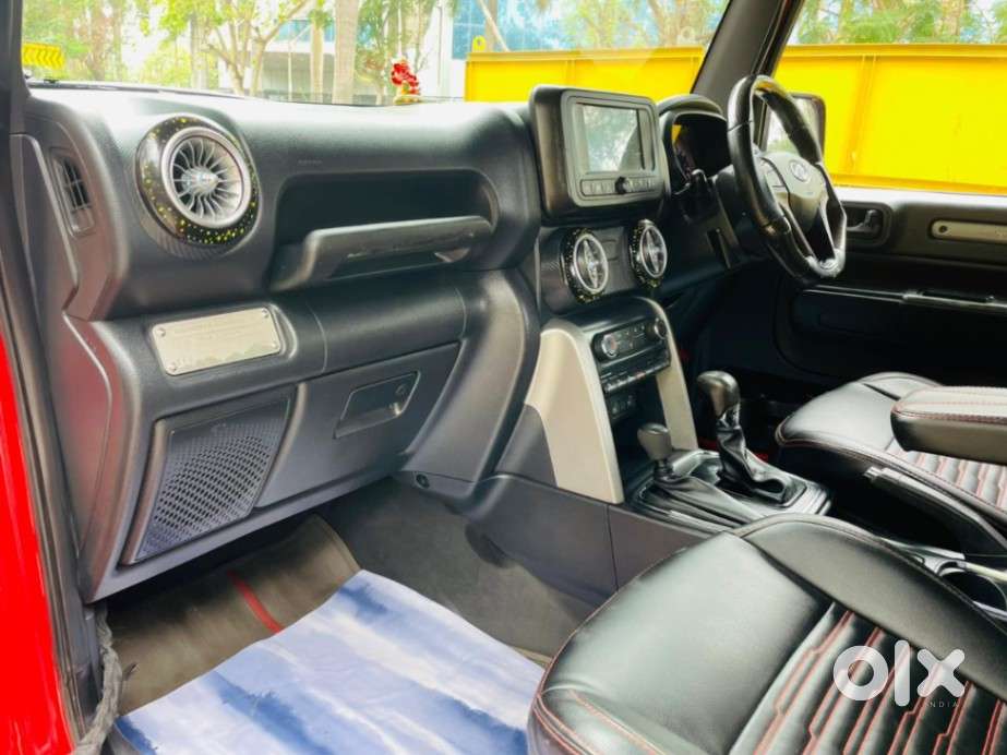 Mahindra Thar Lx 4-str Convertible At, 2021, Petrol