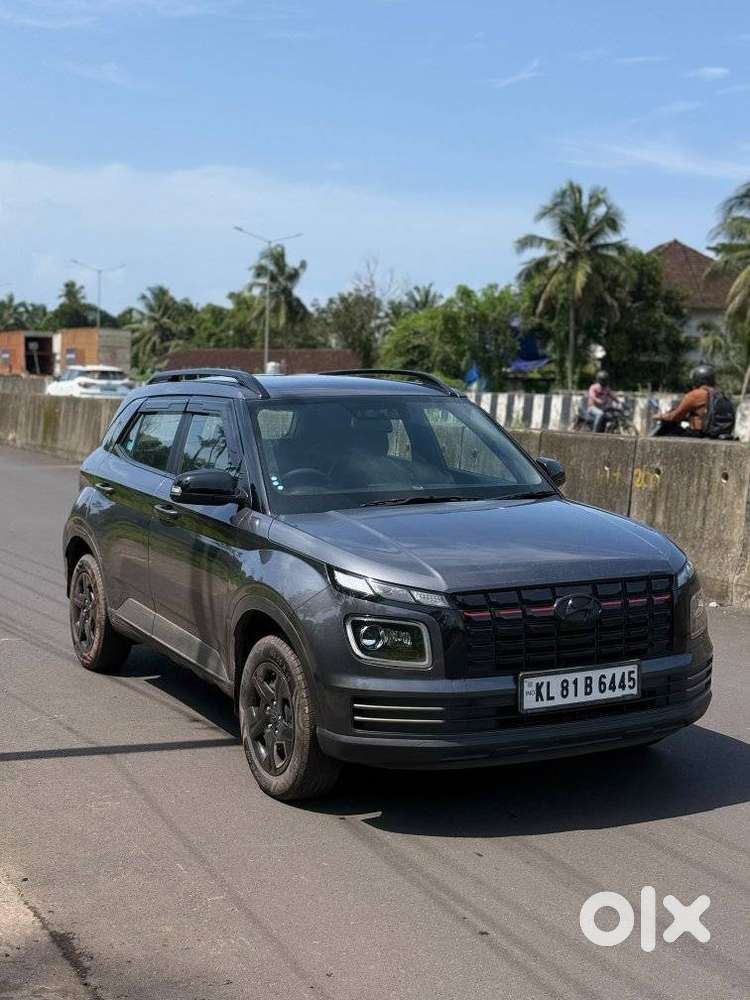 Hyundai Venue S 1.2 Petrol, 2023, Petrol