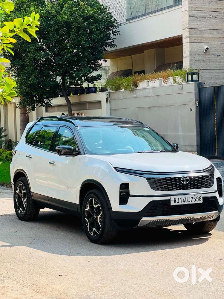 Tata Safari Accomplished Plus 6 Str Dual Tone, 2023, Diesel