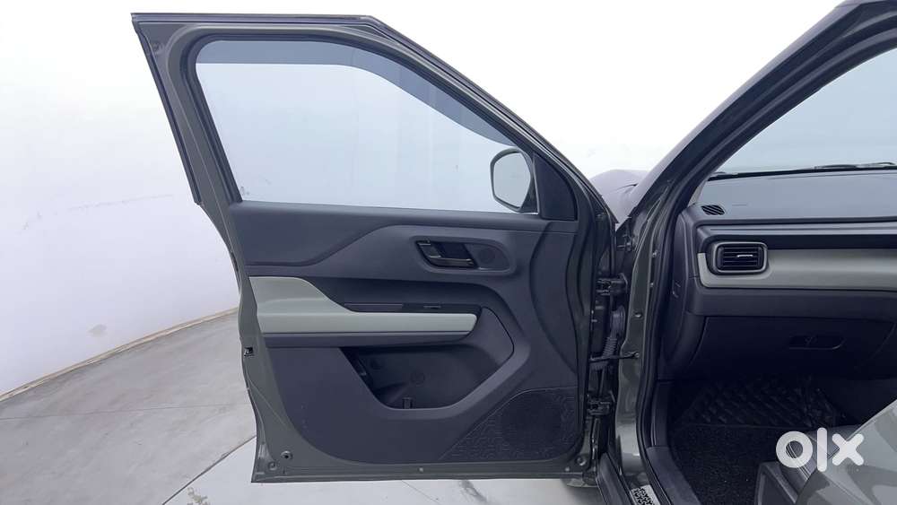 Tata Punch 1.2 Revotron Adventure Camo Rhythm, 2023, Petrol