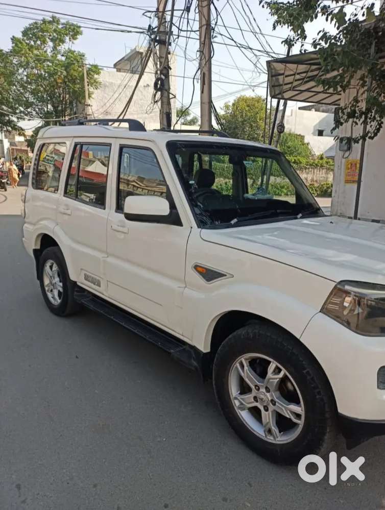 Mahindra Scorpio 2.2 2015