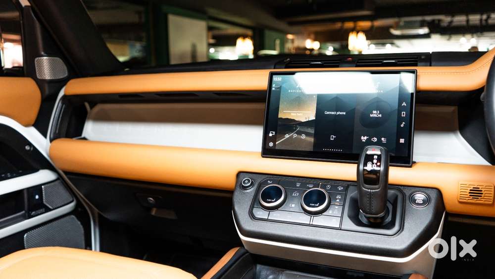 Land Rover Defender 3.0 L 130 Hse, 2025, Petrol