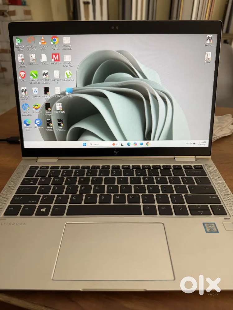 HP ELITEBOOK ( touchscreen)