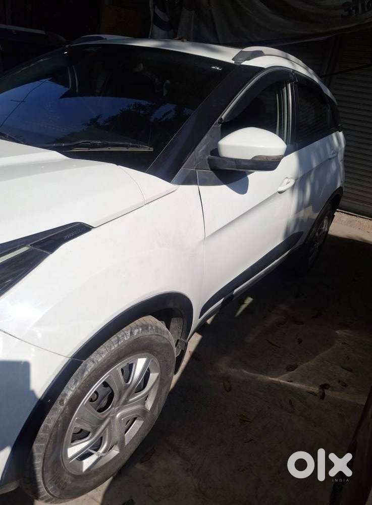 Tata Nexon, 2021, Petrol