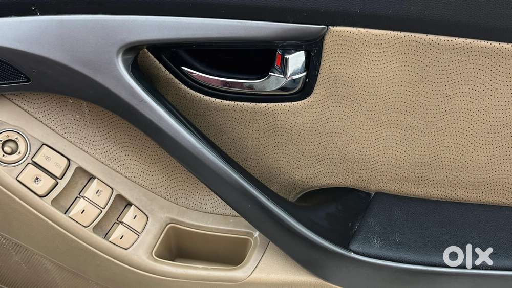 Hyundai New Elantra [ ] 1.6 Sx Diesel Mt, 2015, Diesel