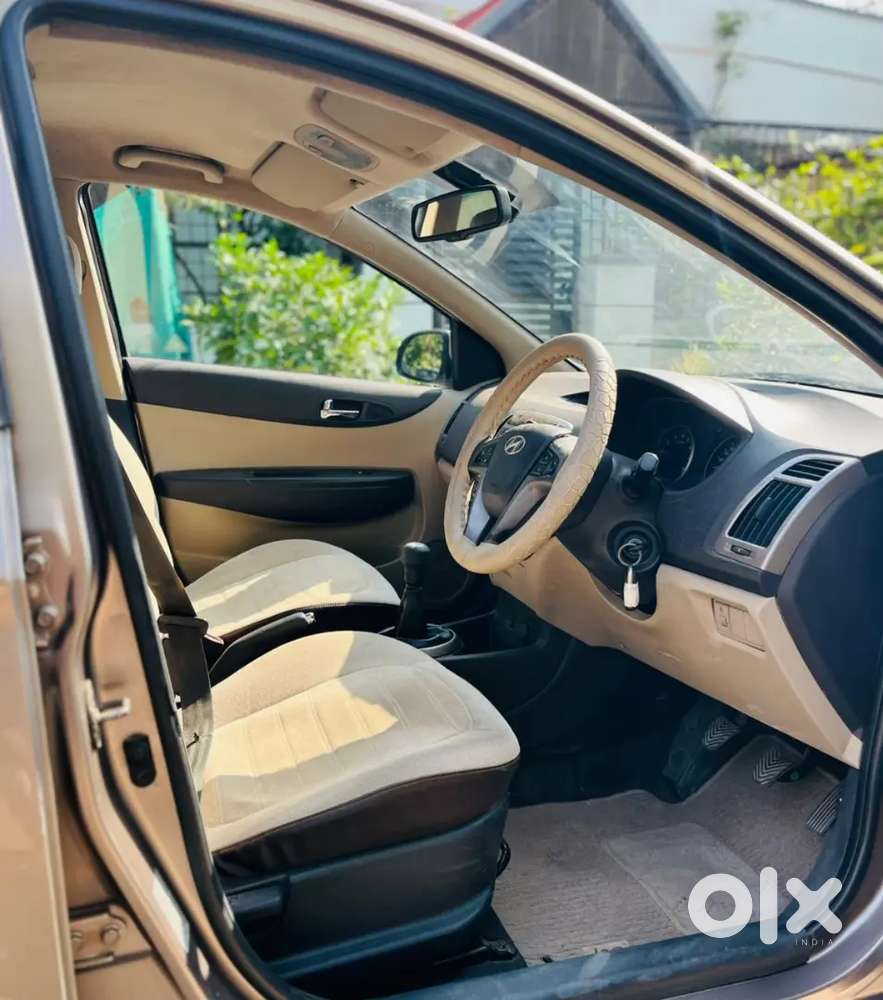 Hyundai I20 Sports Single Owner Petrol Extremely Good Condition