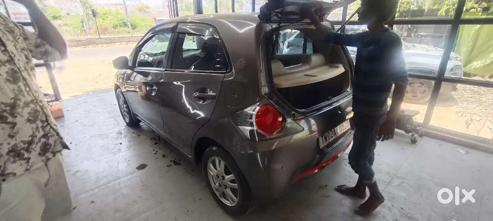Honda Brio 2013 Petrol Well Maintained