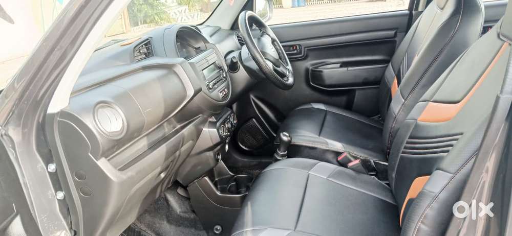 Maruti Suzuki S-presso Vxi Opt, 2025, Petrol