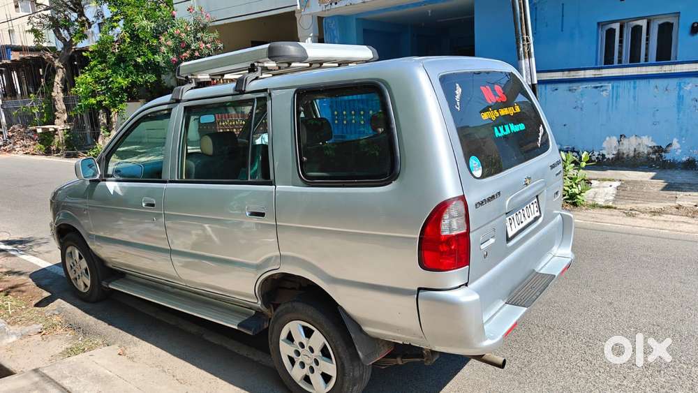 Chevrolet Tavera 2012-2017 Neo 3 Max 10 Seats Bsiii, 2017, Diesel