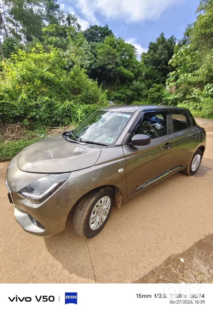 Maruti Suzuki Swift 2025 Petrol 30000 Km Driven