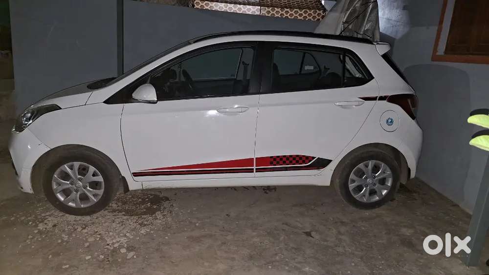 Hyundai Grand I10 2016 Petrol 19390 Km Driven