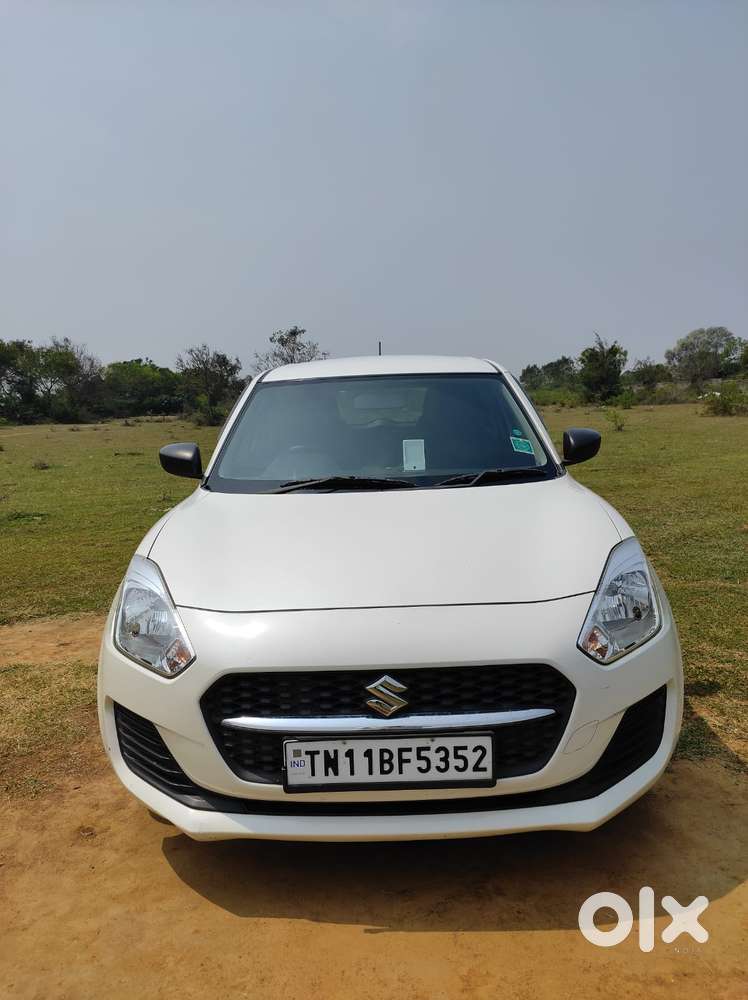 Maruti Suzuki Swift Vxi + Manual, 2023, Petrol