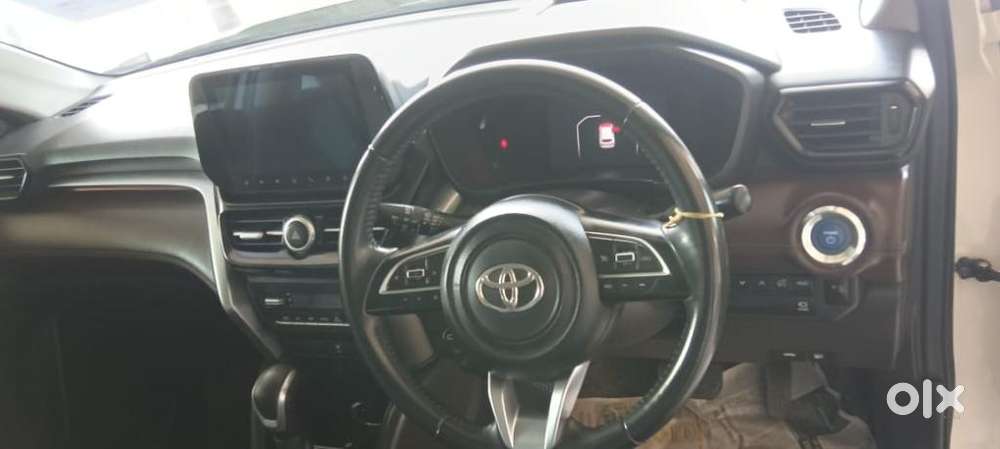 Toyota Urban Cruiser Hyryder 1.5 V Hybrid, 2022